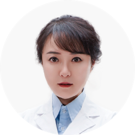 太原近视手术专家王岚-大眼熊猫眼科